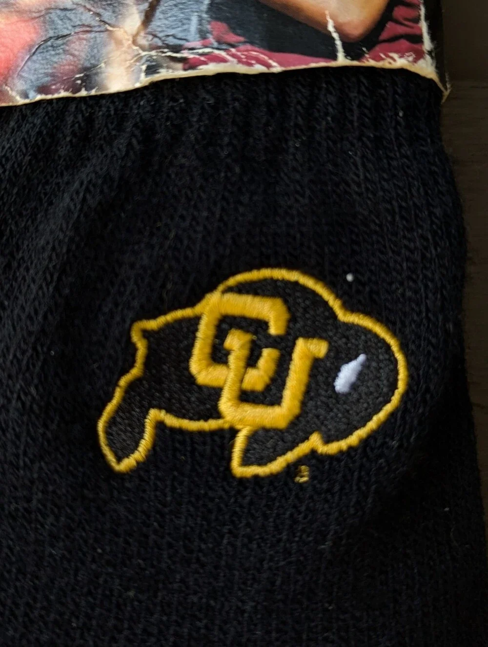 NWT University of Colorado Buffs Spirit Fingers Pom Fringe Gloves